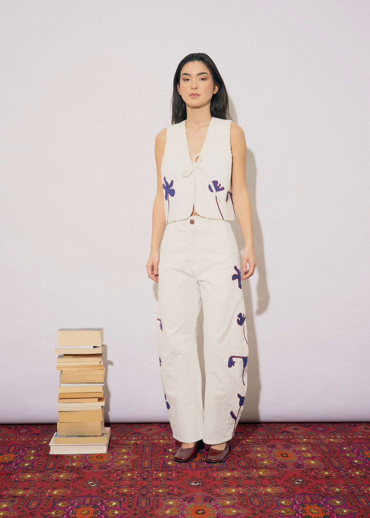 Ava Vest - White