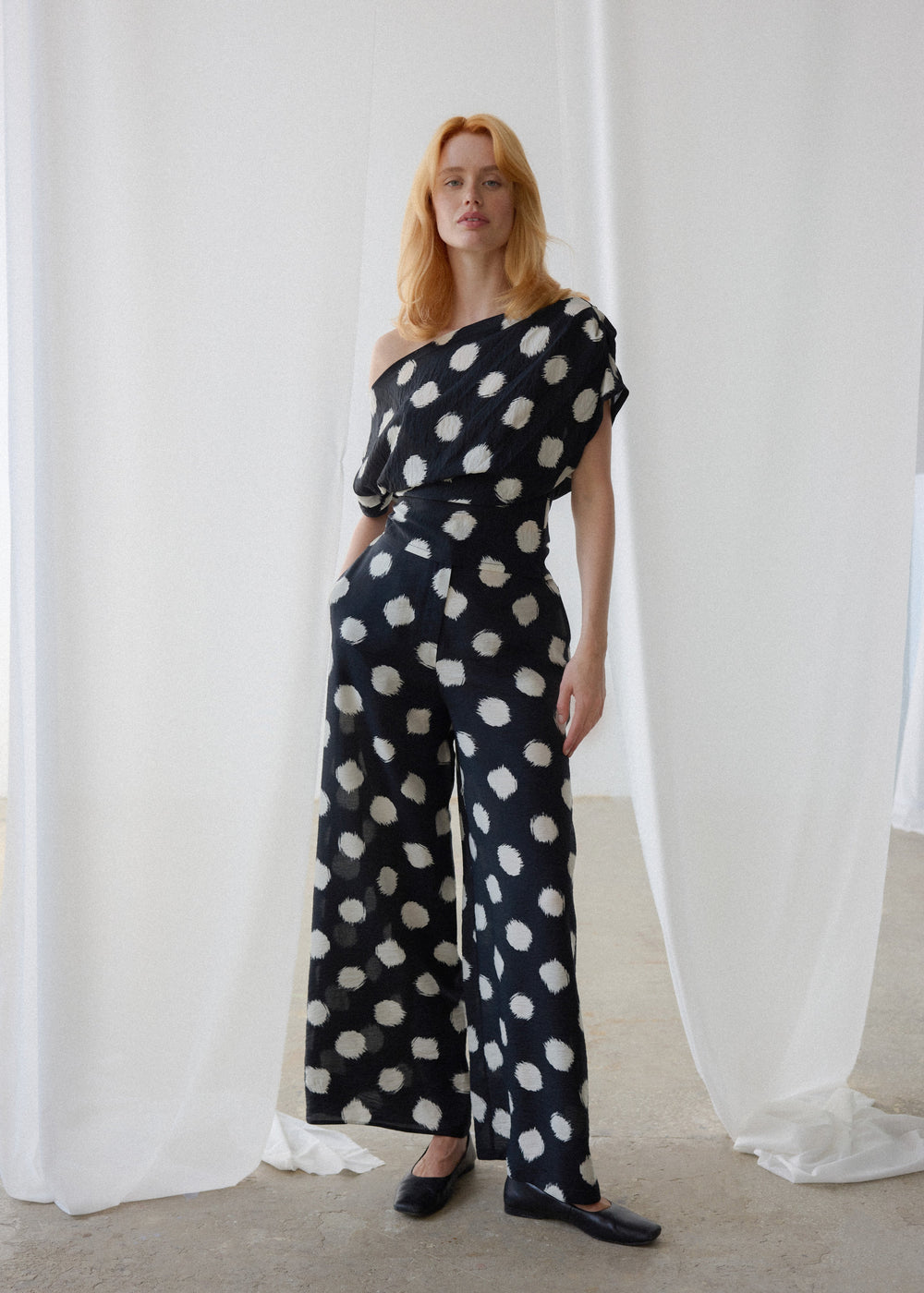 Barbora Trousers - Polka - OhSevenDays