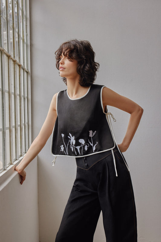 SAMPLE Maya top- black