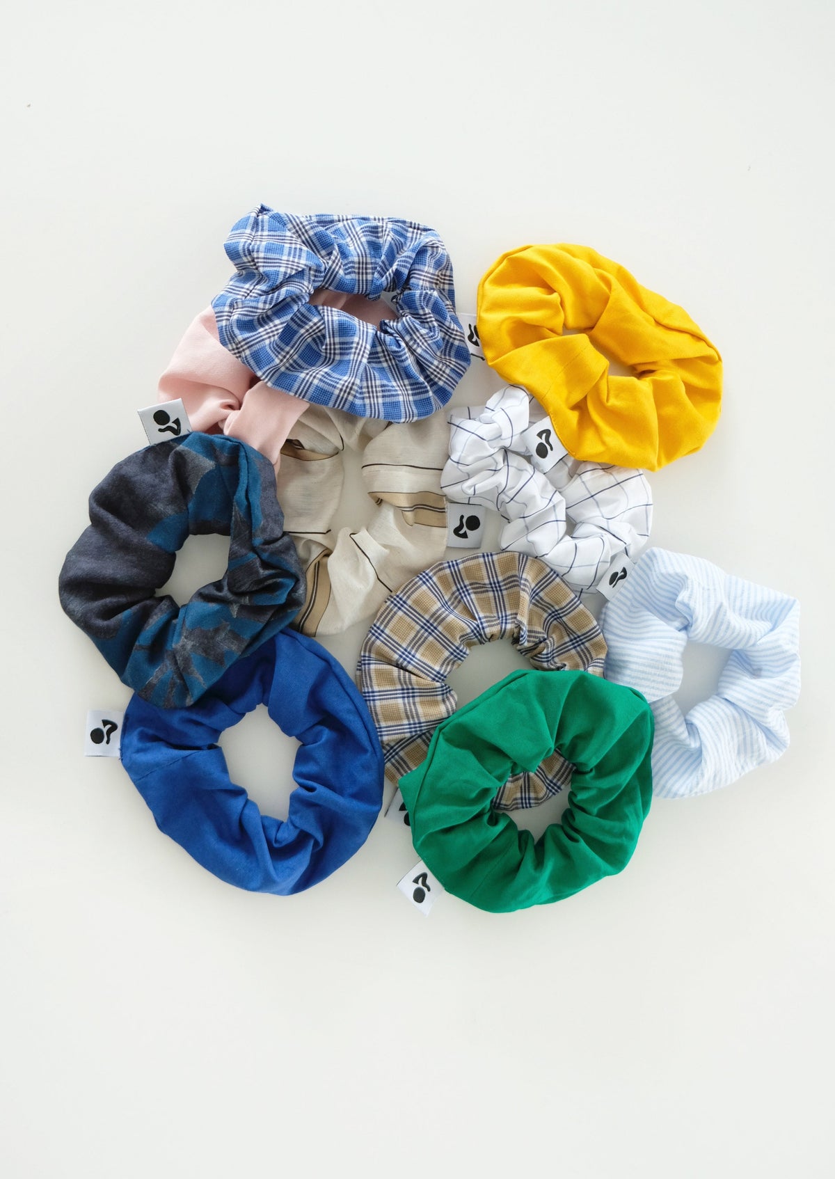 North Rocks Shopping Centre - Come down to Ally Fashion and check out their  new Spring pieces as well as these super cute hair scrunchies! ☀🛍👗