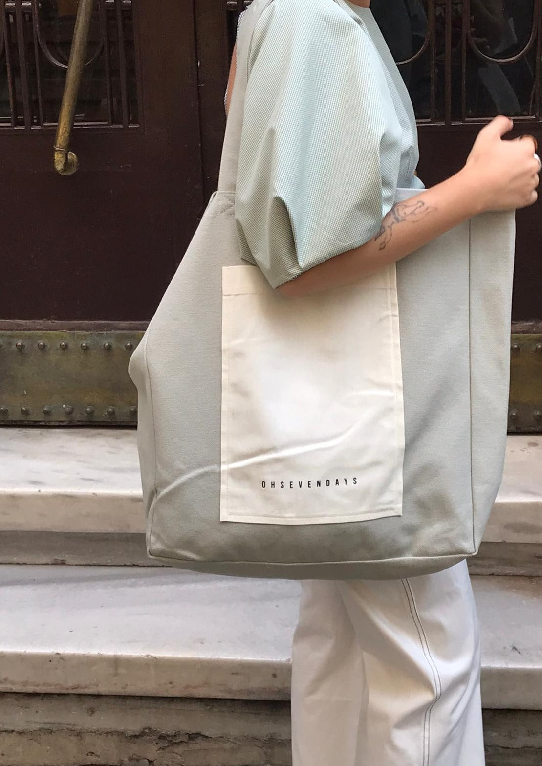 Oh'Shopper Tote Bag