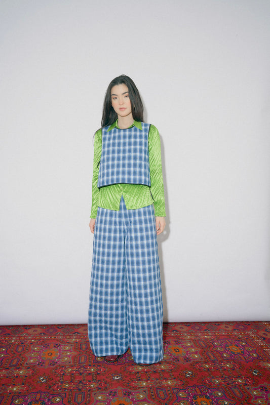 Remi Vest top