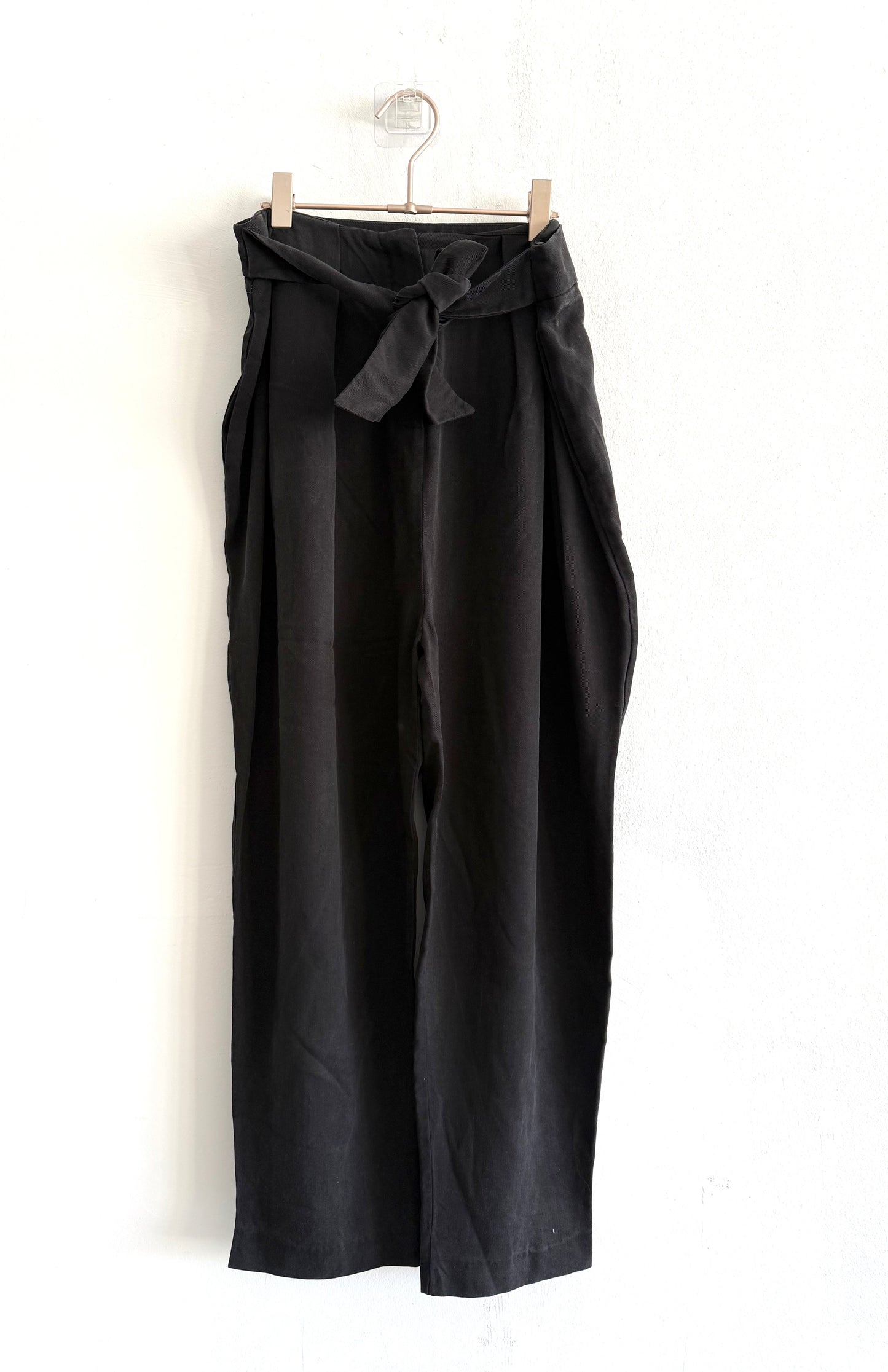 SAMPLE Fredag Trousers black