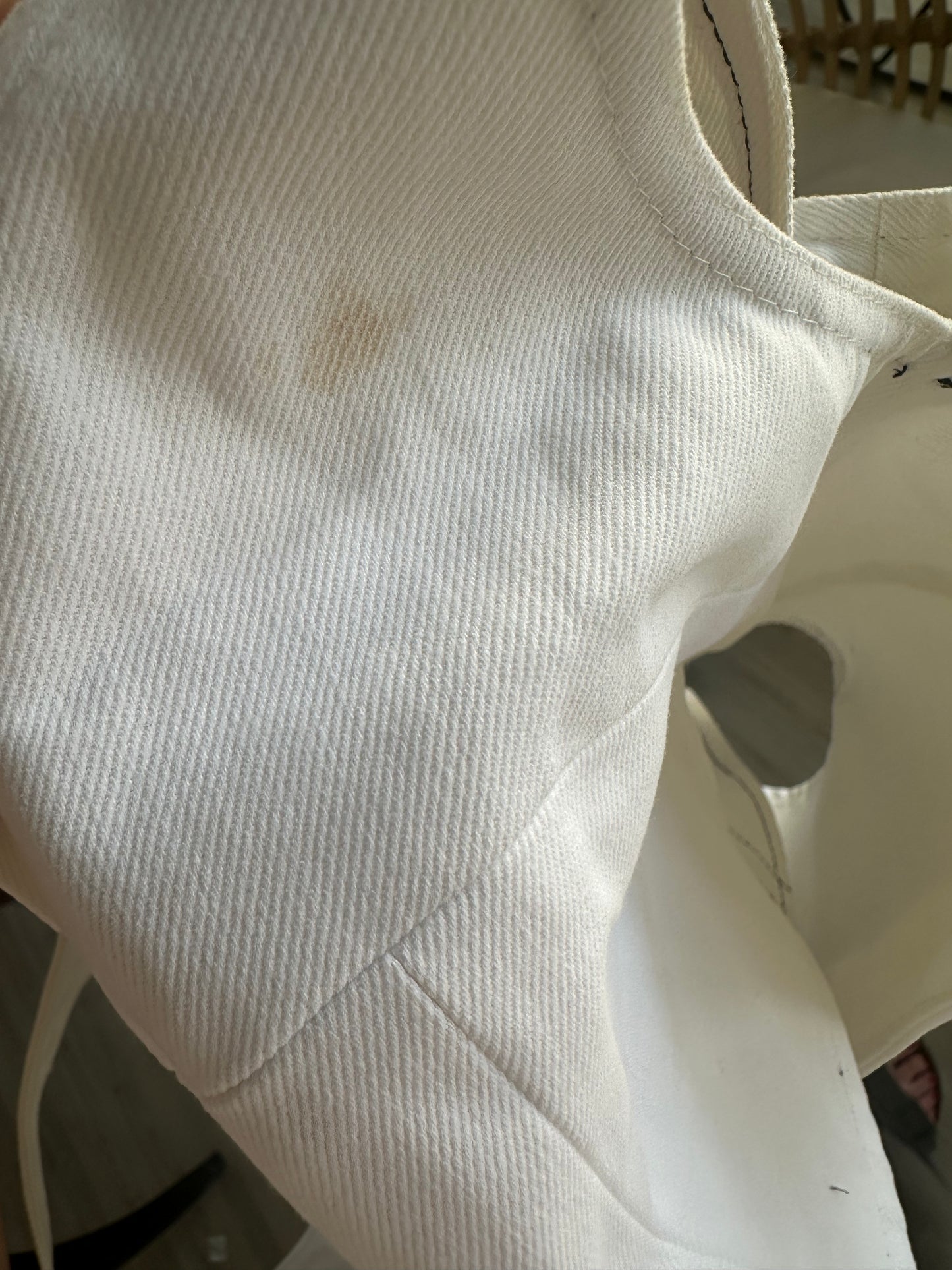 FAULTY Crop Top (White)