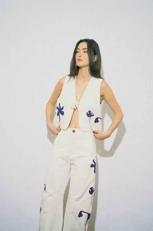 Ava Vest - White